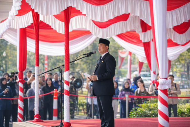 
 Peringatan HUT ke-69 Kalbar, Pemprov Berkomitmen Pembangunan Merata Hingga Perbatasan