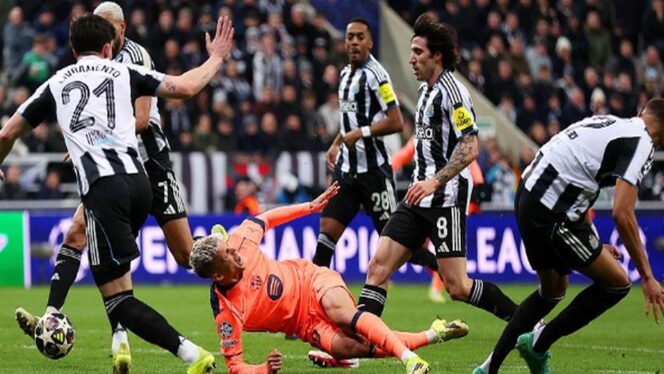 
 Lamine Yamal Jadi Penyelamat Barcelona Lewat Penalti Menit Akhir di Markas Newcastle