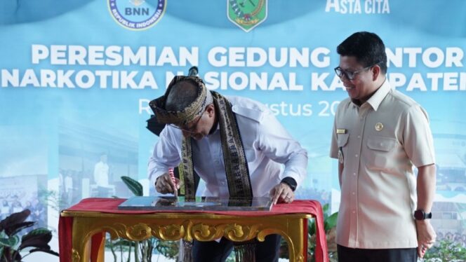 
 BNN Resmi Hadir di Sambas, Perkuat Perang Melawan Narkoba di Perbatasan