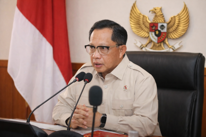 
 Prabowo Bentuk Satgas Khusus Bencana Sumatera, Tito Karnavian Jadi Komandan Pemulihan