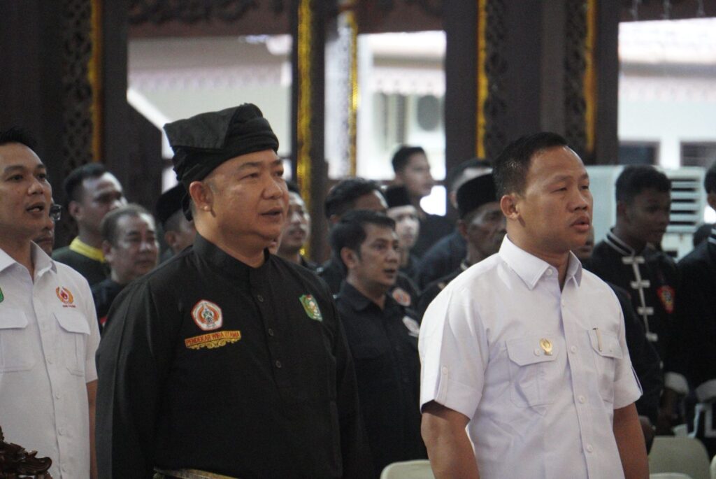 Ketua KONI Kalbar, Daud Yordan dan Ketua Pengprov IPSI, Alexander Wilyo (Dok.Media Humas KONI Kalbar)