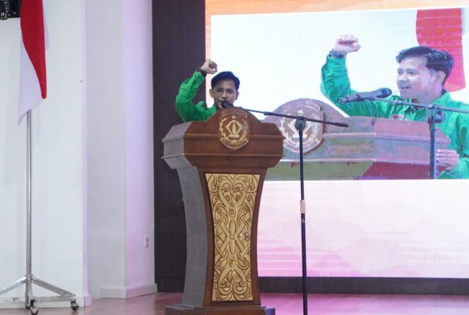 
 15 WNA China Diduga Serang Petugas Tambang, Negara Tak Boleh Tunduk pada Kekerasan Asing Ketapang