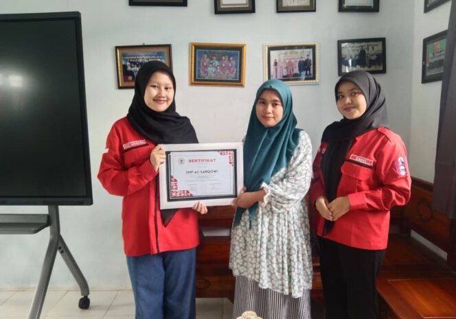 
 Stop Bullying Sejak Dini, GMNI Tarbiyah Gelar Sosialisasi di Sekolah