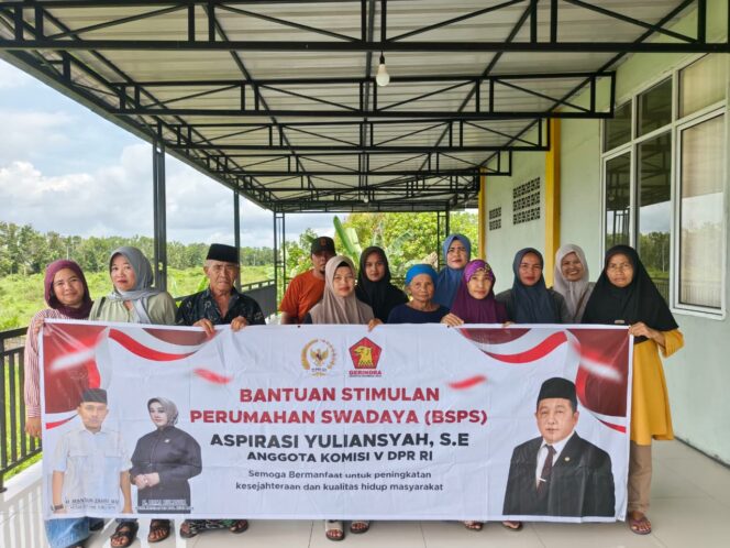 
 Ketua DPC Gerindra Kubu Raya H. Mansur Kawal Program BSPS Tepat Sasaran